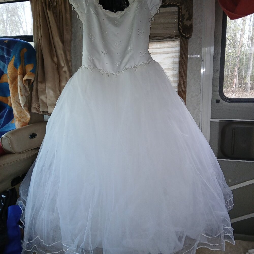 Wedding dress